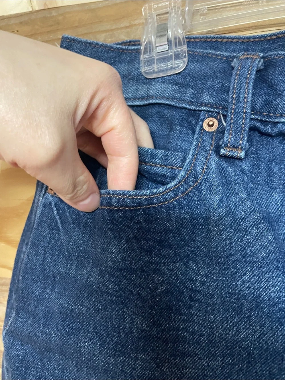 Old Navy size 10 High-rise Dark Wash Blue Jean 5” Shorts Classic Cut-Off Style